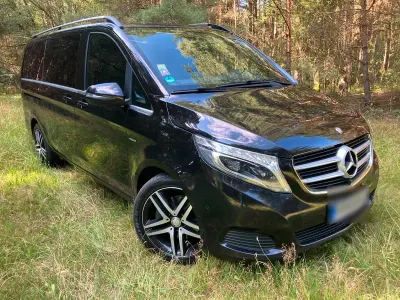 Gebraucht Mercedes V250 Avantgarde 190 PS (139 kW) 2017 Schwarz Van / Kleinbus