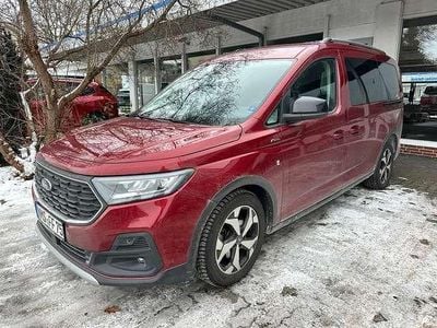 Rot Gebraucht 2024 Ford Tourneo Active Van / Kleinbus | 27.990 € (Superpreis)