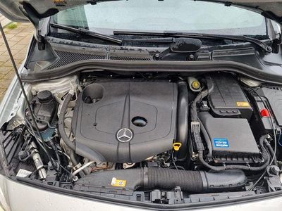Occasion Mercedes B180 Edition 109 PK (80 kW) 2013 Zilver MPV