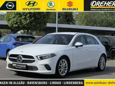 Gebraucht Mercedes A180 Progressive 136 PS (100 kW) 2020 Polarweiss  unilack Limousine