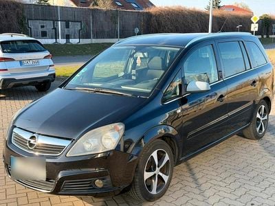 Gebraucht Opel Zafira 120 PS (88 kW) 2008 Schwarz Van / Kleinbus