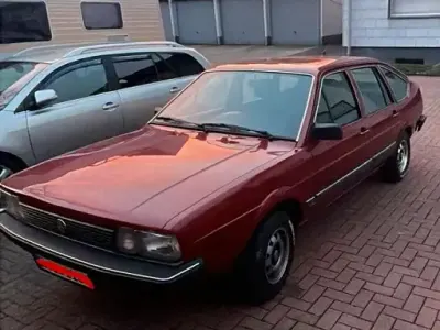Gebraucht VW Passat 75 PS (55 kW) 1985 Rot Kleinwagen