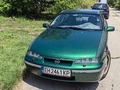 Usado Opel Calibra Edition 150 CV (110 kW) 1995 Verde Coupe