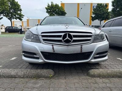 Mercedes C200