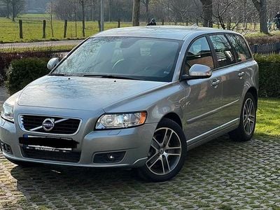 Second-hand Volvo V50 150 CP (110 kW) 2011 Gri Break