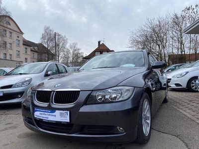 Gebraucht BMW 318 143 PS (105 kW) 2008 Grau Limousine
