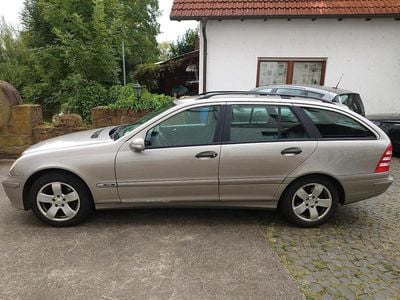 Mercedes C200