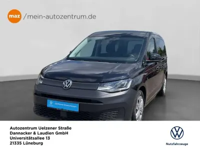 Gebraucht VW Caddy Basis 122 PS (89 kW) 2022 Deep black perleffekt Van / Kleinbus