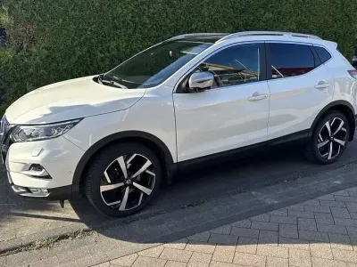 Gebraucht Nissan Qashqai Tekna 140 PS (102 kW) 2019 SUV