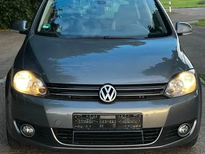 Gebraucht VW Golf VII Life 122 PS (89 kW) 2013 Grau Limousine