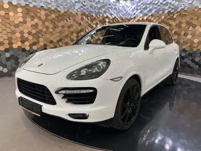 Usata Porsche Cayenne Turbo 500 CV (367 kW) 2013 Bianco SUV