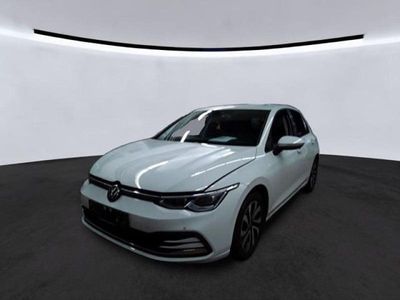 Pure white Gebraucht 2023 VW Golf VIII Active | 23.450 € (Guter Preis)