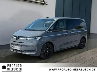 Gebraucht VW Multivan Style 150 PS (110 kW) 2025 Pure grey Van / Kleinbus