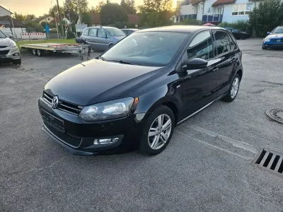 Gebraucht VW Polo Life 69 PS (50 kW) 2014 Schwarz Limousine