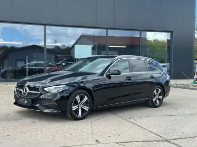 Gebraucht Mercedes C220 Avantgarde 200 PS (147 kW) 2022 Schwarz Kombi