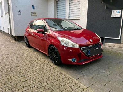gebraucht Peugeot 208 coupe