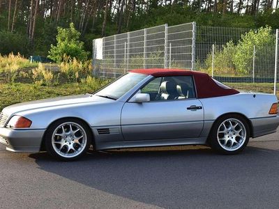 Gebraucht Mercedes SL500 326 PS (239 kW) 1992 Brillantsilber Cabrio