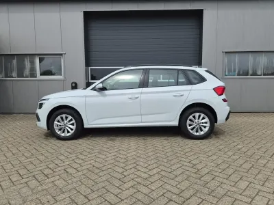 Neu Skoda Kamiq Selection 116 PS (85 kW) 2026 Moonweiß perleffekt SUV