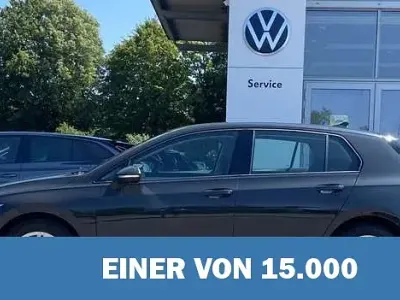 Gebraucht VW Golf VIII Active 131 PS (96 kW) 2023 Grau