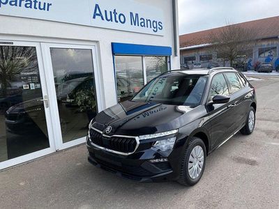 Schwarz Gebraucht 2025 Skoda Kamiq Essence SUV | 23.200 € (Guter Preis)