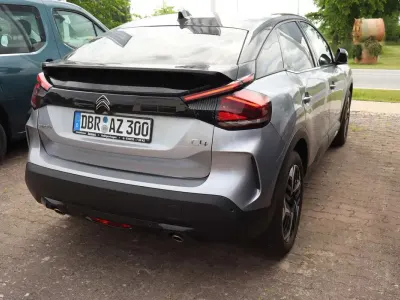 Gebraucht Citroën C4 PureTech 131 PS (96 kW) 2023 Stahlgrau metallic SUV