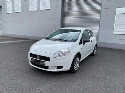 Gebraucht Fiat Grande Punto 69 PS (50 kW) 2011 Weiß Kleinwagen