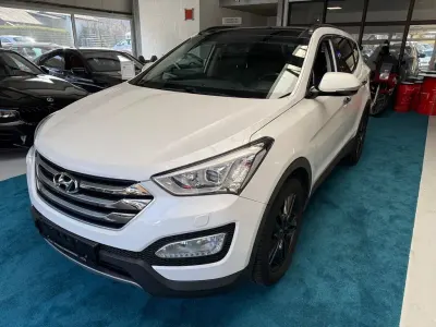 Gebraucht Hyundai Santa Fe Premium 197 PS (144 kW) 2015 Weiß SUV