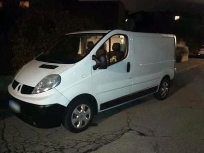 Gebraucht Renault Trafic 90 PS (66 kW) 2014 Weiß Van / Kleinbus