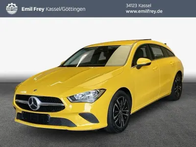 Gebraucht Mercedes CLA180 Shooting Brake 136 PS (100 kW) 2023 Gelb Kombi