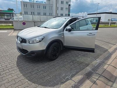 Usata Nissan Qashqai 360º 150 CV (110 kW) 2013 Argento SUV