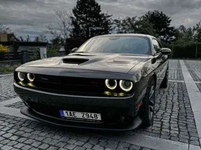 Używany Dodge Challenger 492 KM (361 kW) 2022 Szary Coupe