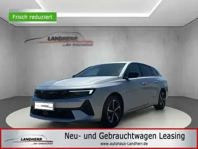 Używany Opel Astra 131 KM (96 kW) 2024 Srebrny Hatchback