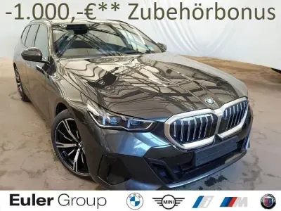 Gebraucht BMW 520 M Sport 197 PS (144 kW) 2025 Grau Kombi