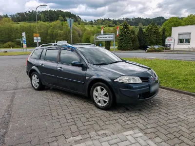 Gebraucht Renault Mégane GrandTour 135 PS (99 kW) 2008 Grau Kombi