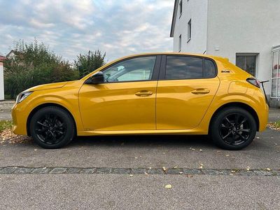 Gelb Gebraucht 2022 Peugeot 208 Active Kleinwagen | 12.800 € (Fairer Preis)