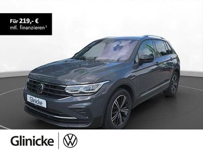 Delfingrau metallic Gebraucht 2021 VW Tiguan United SUV | 26.660 € (Fairer Preis)