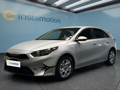 Neu Kia Ceed Vision 101 PS (74 kW) 2025 Silber Kleinwagen