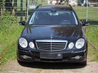 Mercedes E320