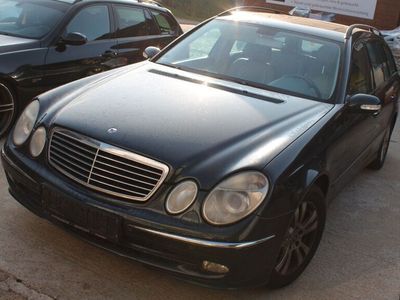 gebraucht Mercedes E320 CDi T-Modell Avantgarde Klima AHK Xenon Autom.