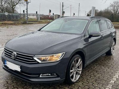 Gebraucht VW Passat Comfortline 150 PS (110 kW) 2017 Grau Kombi