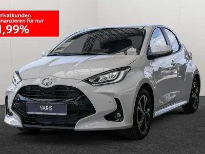 Neu Toyota Yaris Hybrid 116 PS (85 kW) 2025 Weiß Limousine