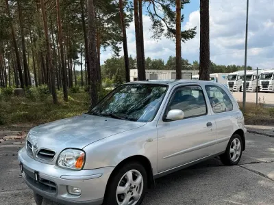 Gebraucht Nissan Micra 82 PS (60 kW) 2001 Silber Kleinwagen