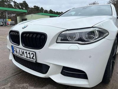 Gebraucht BMW M550 381 PS (280 kW) 2014 Alpinweiss 3 Limousine