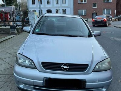 gebraucht Opel Astra 2002 Motorkontrolleuchte an und Motor vibriert