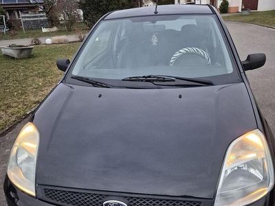 Gebraucht Ford Fiesta 69 PS (50 kW) 2002 Schwarz Kleinwagen