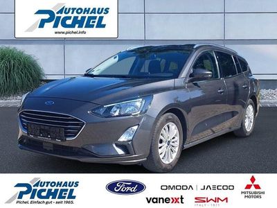 Gebraucht Ford Focus Titanium 125 PS (91 kW) 2019 Grau(metallic) Kombi