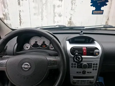 Gebraucht Opel Corsa 80 PS (58 kW) 2006 Andere farben Kleinwagen