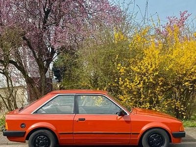 Gebraucht Ford Escort 69 PS (50 kW) 1983 Orange