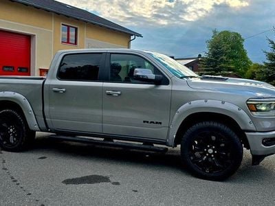 Gebraucht Dodge Ram 401 PS (294 kW) 2024 Silber Pickup