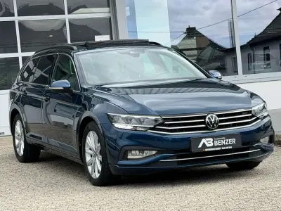 Gebraucht VW Passat Business 150 PS (110 kW) 2024 Aquamarinblau Kombi